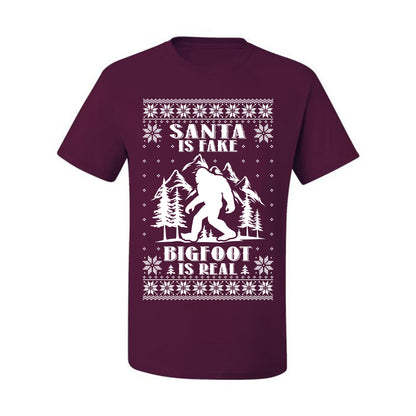 Santa Is Fake Bigfoot Is Real ,Christmas Gifts, Funny Xmas Gift Idea, Ugly Christmas Sweater Men's T-Shirt