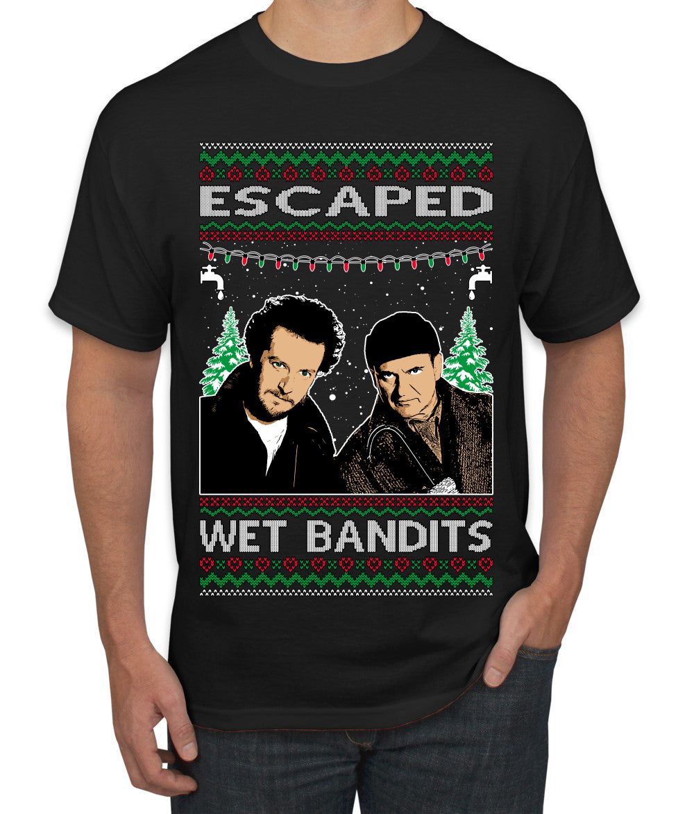 Escaped Bandits Classic Home Holiday Movie, Christmas Gifts, Funny Xmas Gift Idea, Ugly Christmas Sweater Men's T-Shirt