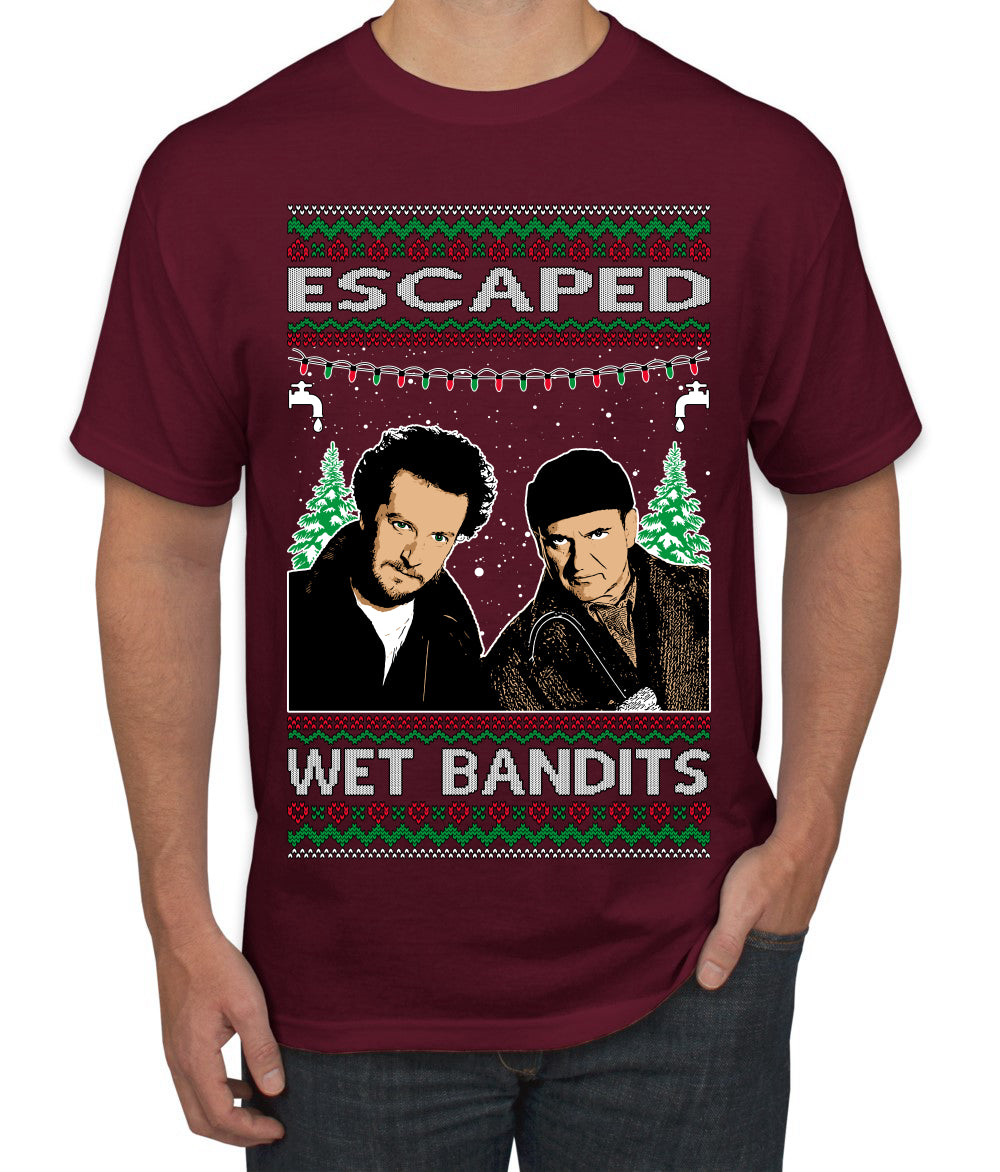Escaped Bandits Classic Home Holiday Movie, Christmas Gifts, Funny Xmas Gift Idea, Ugly Christmas Sweater Men's T-Shirt