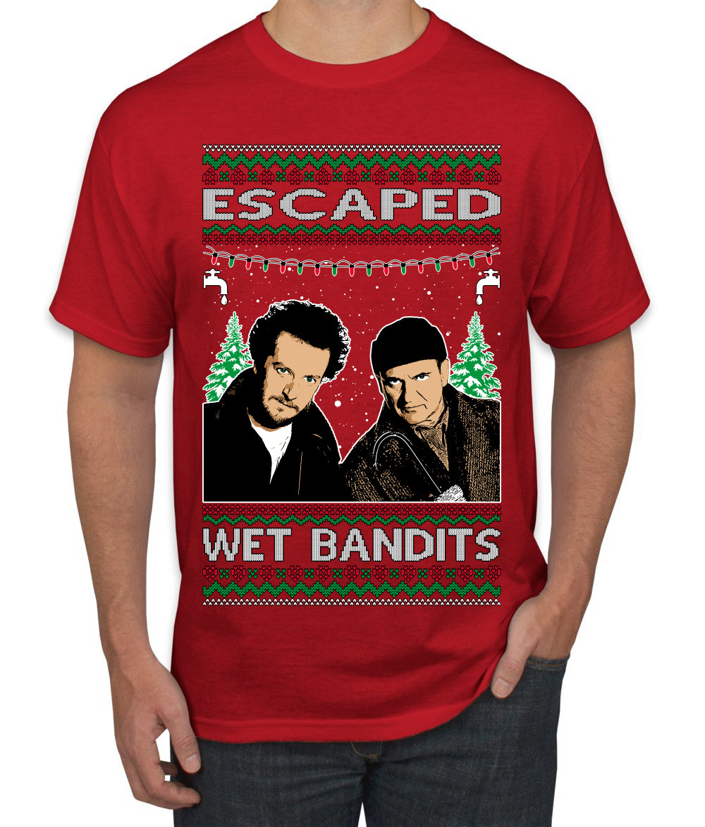 Escaped Bandits Classic Home Holiday Movie, Christmas Gifts, Funny Xmas Gift Idea, Ugly Christmas Sweater Men's T-Shirt