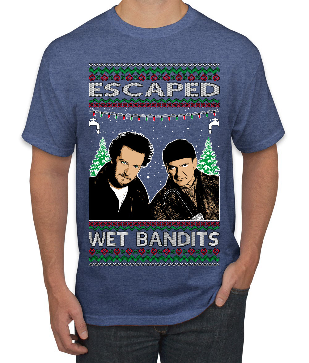 Escaped Bandits Classic Home Holiday Movie, Christmas Gifts, Funny Xmas Gift Idea, Ugly Christmas Sweater Men's T-Shirt